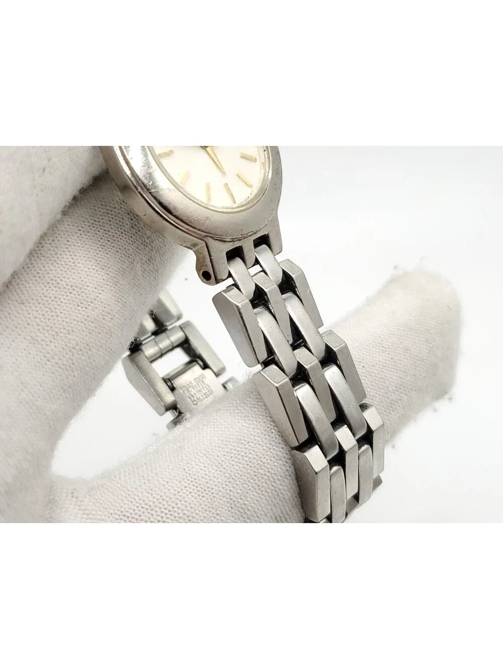 Seiko Quartz Watch Womens 25mm New Battery Silver Tone Round White Dial